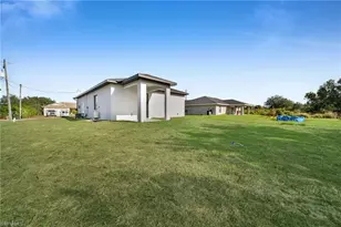 730 Goldrock Rd, Lehigh Acres, FL 33974 - Photo 17