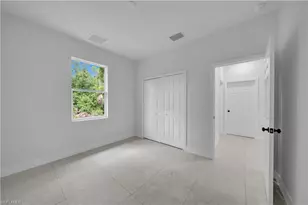 933 Anthony St E, Lehigh Acres, FL 33974 - Photo 27