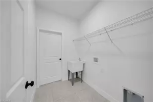 933 Anthony St E, Lehigh Acres, FL 33974 - Photo 49