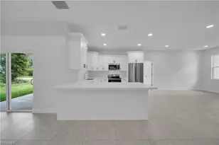 933 Anthony St E, Lehigh Acres, FL 33974 - Photo 13