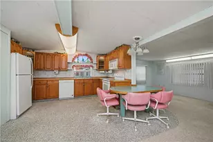 54 La Fonda Ln, North Fort Myers, FL 33903 - Photo 9