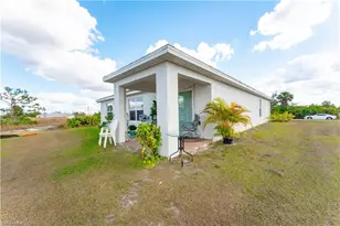 2918 62nd St W, Lehigh Acres, FL 33971 - Photo 23