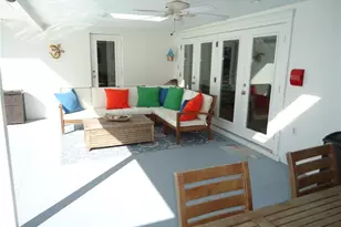 2012 SE 47th St, Cape Coral, FL 33904 - Photo 5