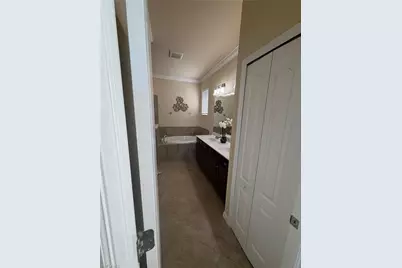 16123 Palmetto Prairie Dr, Alva, FL 33920 - Photo 9