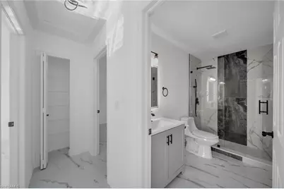 309 SE 8th St, Cape Coral, FL 33990 - Photo 13