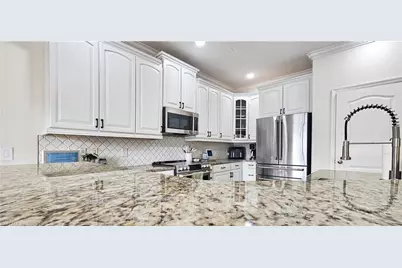 2538 Blackburn Cir, Cape Coral, FL 33991 - Photo 13