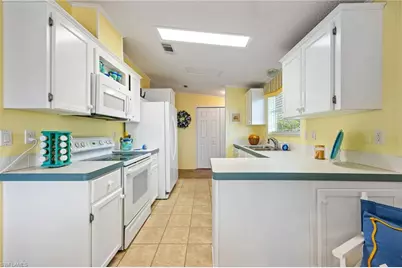 3811 Blueberry Ln, Saint James City, FL 33956 - Photo 17