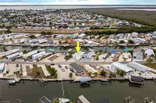 3811 Blueberry Ln, Saint James City, FL 33956 - Photo 3