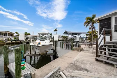 3811 Blueberry Ln, Saint James City, FL 33956 - Photo 5