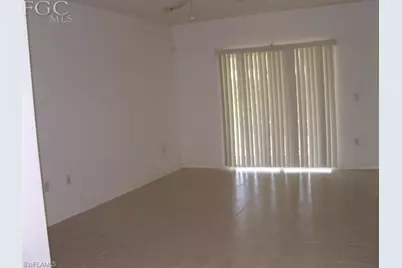 551 Genoa Ave S, Lehigh Acres, FL 33974 - Photo 3