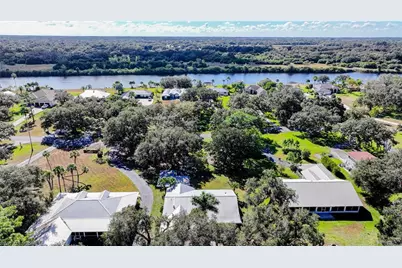 1250 Riverbend Dr, Labelle, FL 33935 - Photo 31