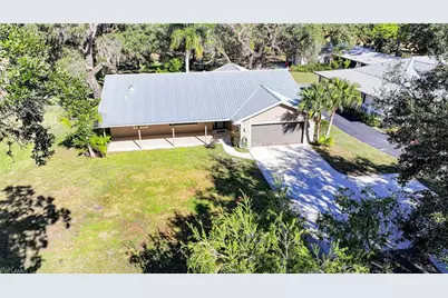 1250 Riverbend Dr, Labelle, FL 33935 - Photo 3