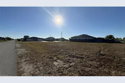 1106 NW 8th Pl, Cape Coral, FL 33993 - Photo 9