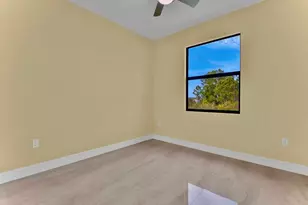 637 Cardinal St E, Lehigh Acres, FL 33974 - Photo 21