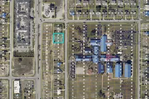 1910 SW 7th Pl, Cape Coral, FL 33991 - Photo 1