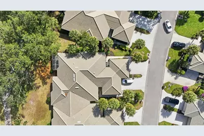 12253 Championship Cir, Fort Myers, FL 33913 - Photo 37