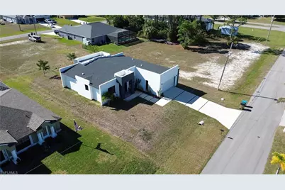 2716 NW 22nd St, Cape Coral, FL 33993 - Photo 7