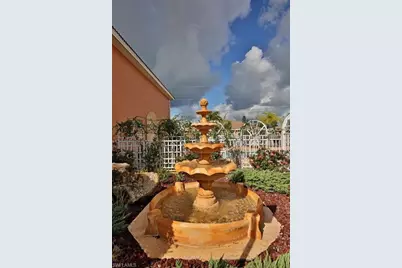 3910 Santa Barbara Blvd #209, Cape Coral, FL 33914 - Photo 3