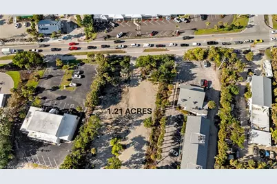 1625 Periwinkle Way, Sanibel, FL 33957 - Photo 3