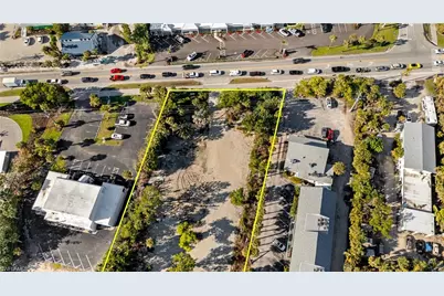 1625 Periwinkle Way, Sanibel, FL 33957 - Photo 15