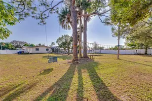 117 Lake Ave, Lehigh Acres, FL 33936 - Photo 25