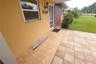 2206 E 6th St, Lehigh Acres, FL 33936 - Photo 5