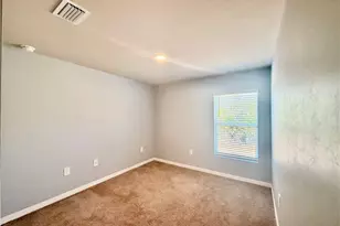 5013 Pinetree Cir, Labelle, FL 33935 - Photo 9