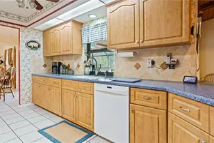 8150 Dosonte Ln, North Fort Myers, FL 33917 - Photo 11