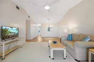 1016 SE 46th St, Cape Coral, FL 33904 - Photo 11