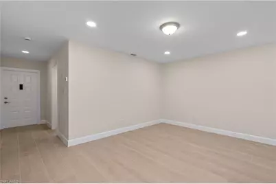 8256 Charter Club Cir #5, Fort Myers, FL 33919 - Photo 5