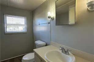 7891 Suncoast Dr, North Fort Myers, FL 33917 - Photo 11