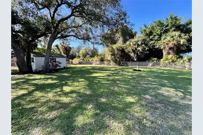 415 Jackson Ave, Lehigh Acres, FL 33972 - Photo 43