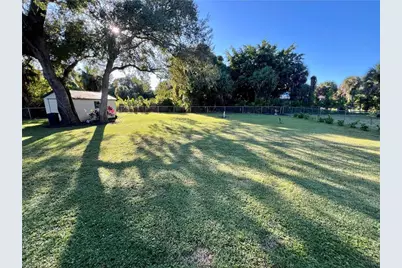 415 Jackson Ave, Lehigh Acres, FL 33972 - Photo 41