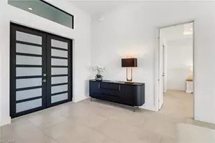 104 NE 6th St, Cape Coral, FL 33909 - Photo 5