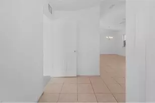 2172 Simon Ct, Fort Myers, FL 33916 - Photo 7