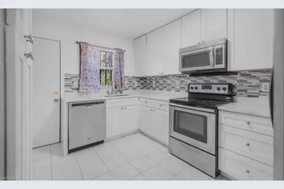 2172 Simon Ct, Fort Myers, FL 33916 - Photo 17