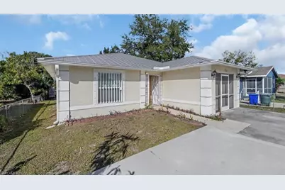 2172 Simon Ct, Fort Myers, FL 33916 - Photo 3
