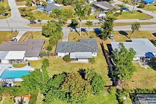 446 El Dorado Pkwy E, Cape Coral, FL 33904 - Photo 37
