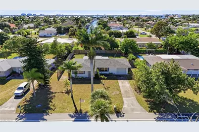 446 El Dorado Pkwy E, Cape Coral, FL 33904 - Photo 7