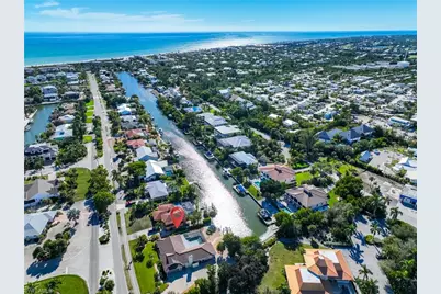 1019 Lindgren Blvd, Sanibel, FL 33957 - Photo 3