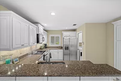 2926 SW 38th Ter, Cape Coral, FL 33914 - Photo 13