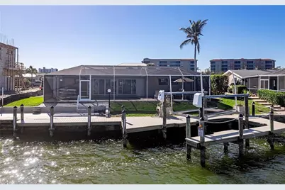 49 Fairview Blvd, Fort Myers Beach, FL 33931 - Photo 11