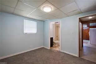 10461 McGregor Blvd, Fort Myers, FL 33919 - Photo 11
