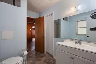 10461 McGregor Blvd, Fort Myers, FL 33919 - Photo 13