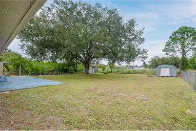 4204 9th St SW, Lehigh Acres, FL 33976 - Photo 17