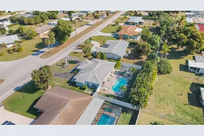 616 El Dorado Pkwy E, Cape Coral, FL 33904 - Photo 29