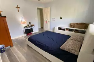 215 SE 1st Pl, Cape Coral, FL 33990 - Photo 17