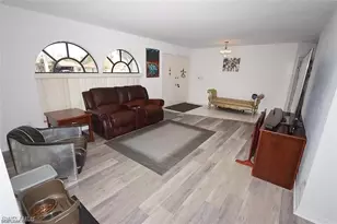 215 SE 1st Pl, Cape Coral, FL 33990 - Photo 11