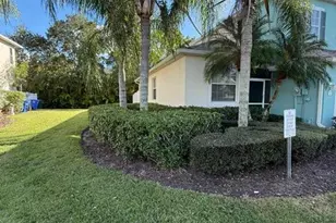 3616 Pine Oak Cir, Fort Myers, FL 33916 - Photo 5