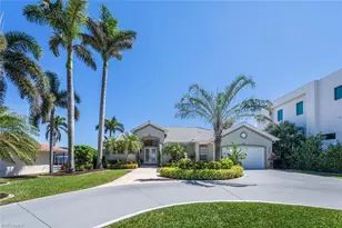 5727 Riverside Dr, Cape Coral, FL 33904 - Photo 5